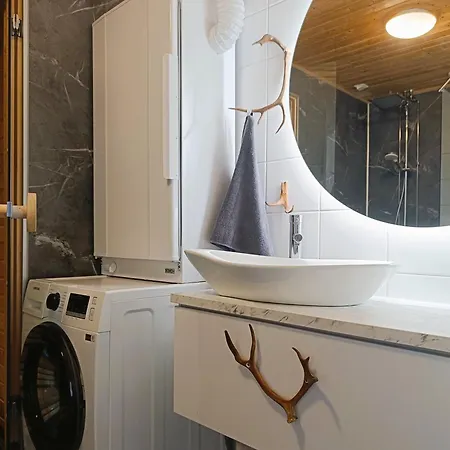 Apartamento Naekoealahuoneisto 414